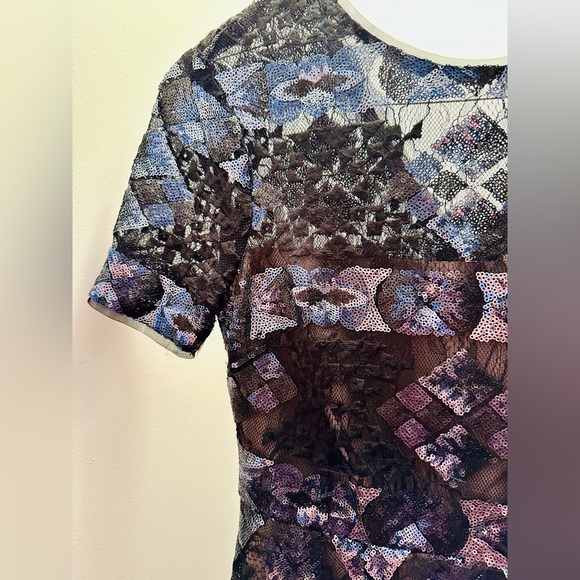 BCBGMAXAZRIA Samara Gunmetal Combo Lace and Sequined Evening Dress, Size 0 - Picture 3 of 13